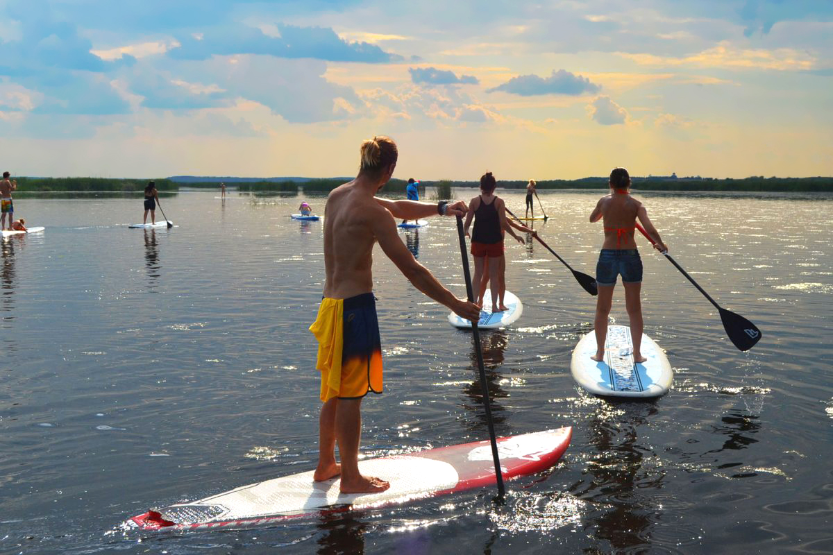 Explorează natura practicând Stand Up Paddle în Comana