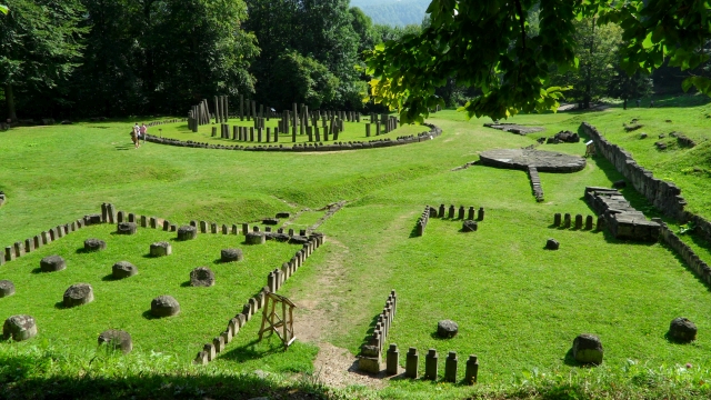 Excursie de o zi la ruinele vechilor capitale ale Daciei