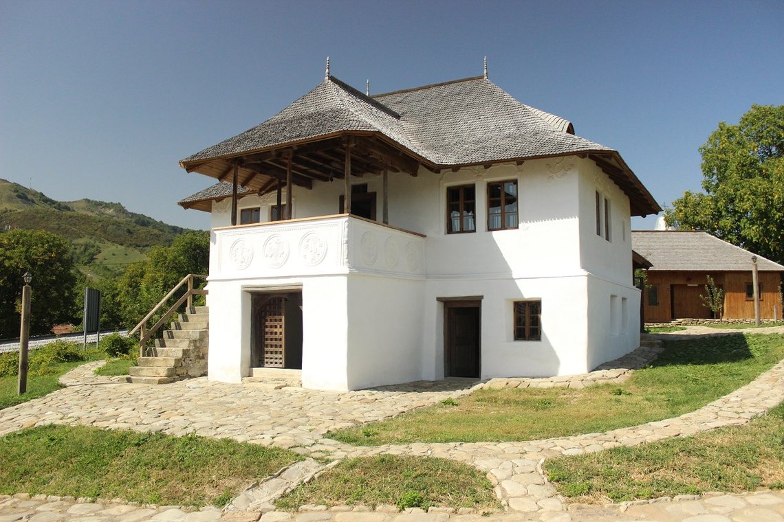 Casa cu blazoane, Buzău