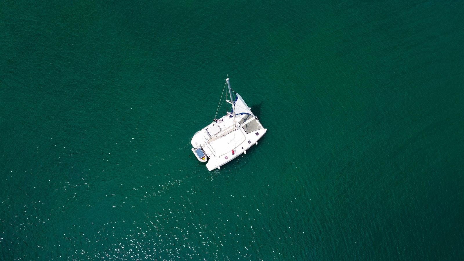 Petrecere pe MAREA NEAGRĂ pe CATAMARAN