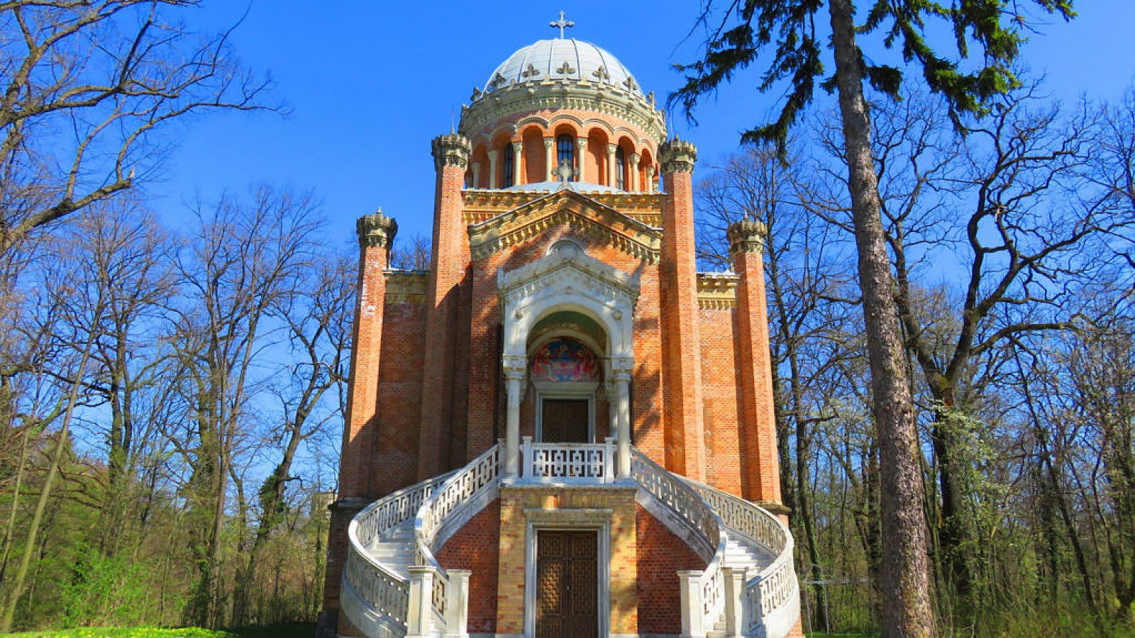 Bucharest Surroundings by Bike