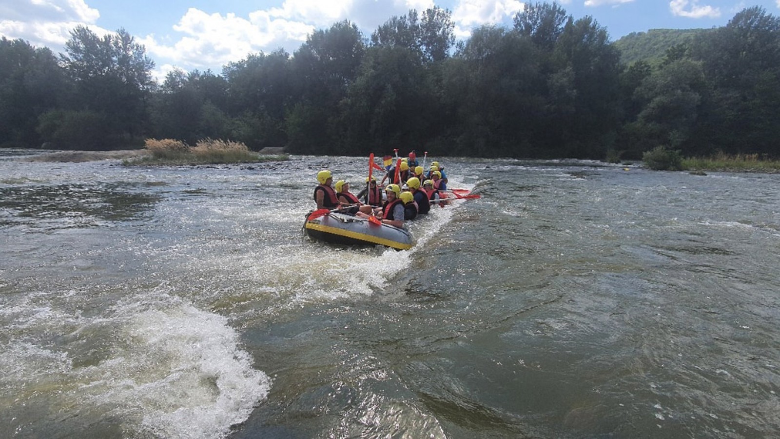 Teambuilding cu rafting